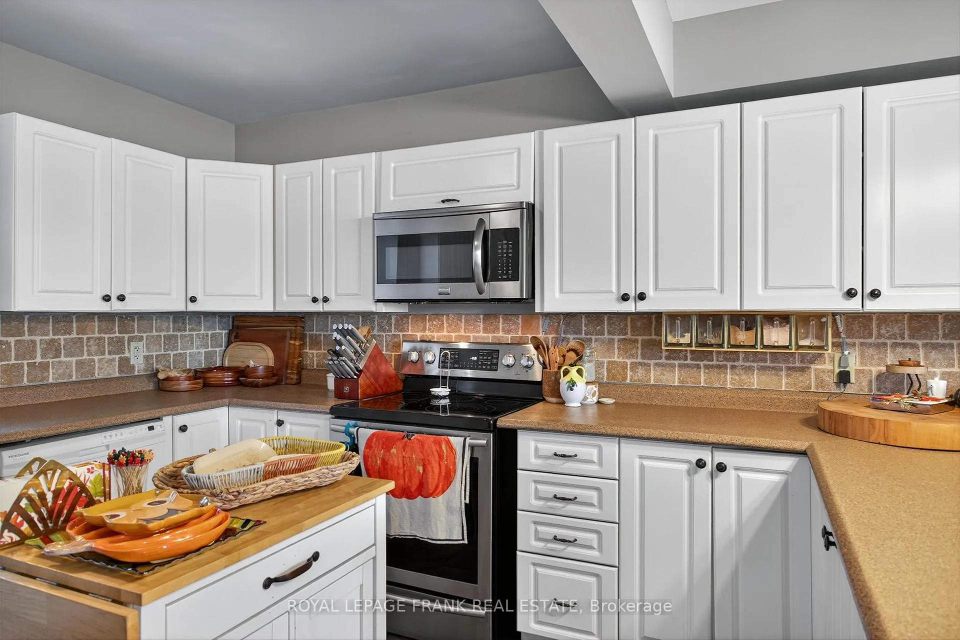 Photo 20 of 2648 Dummer-Asphodel Road, Douro-Dummer — HOMEH