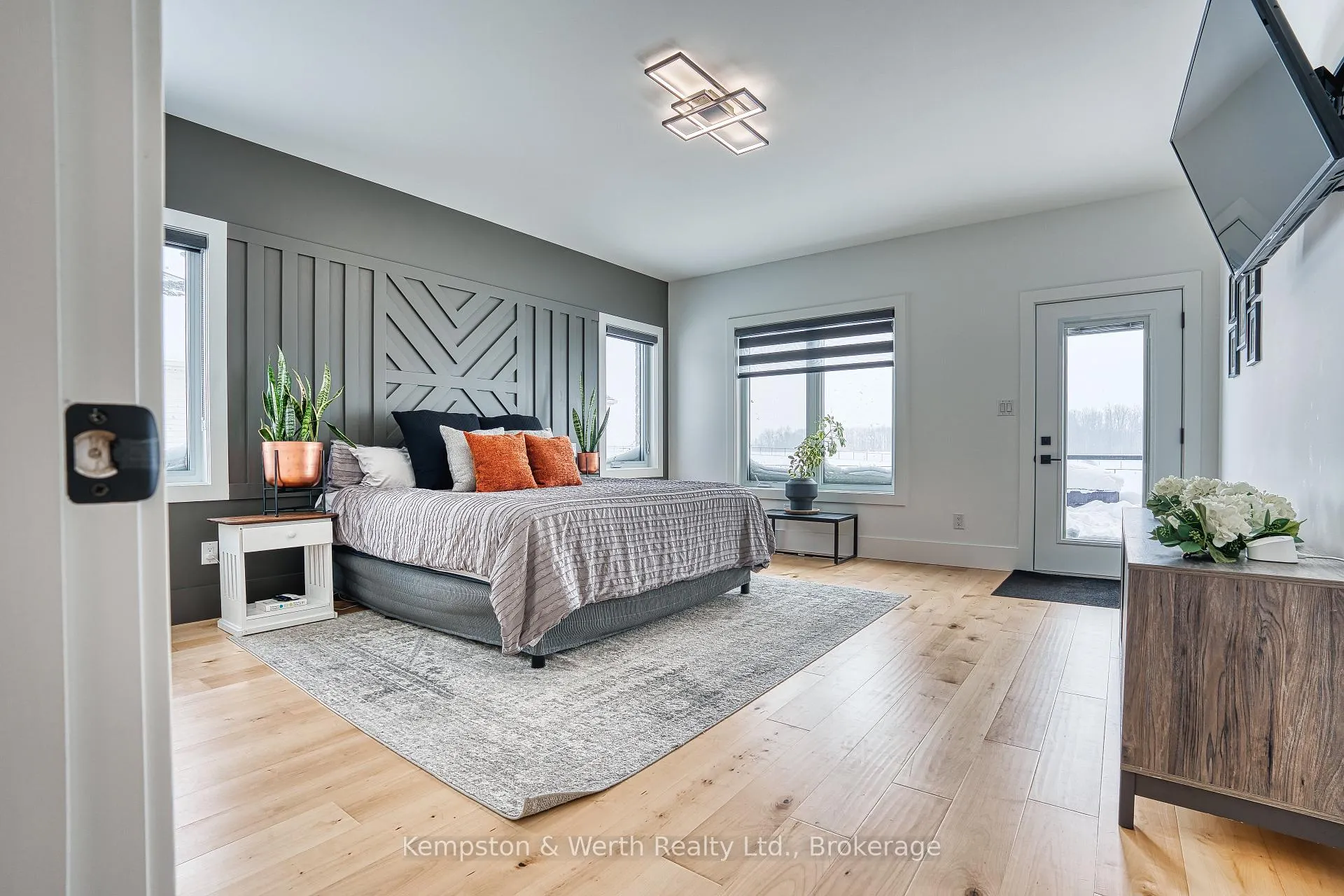 Photo 15 of 1034 Walton Avenue N, North Perth, Wallace — HOMEH