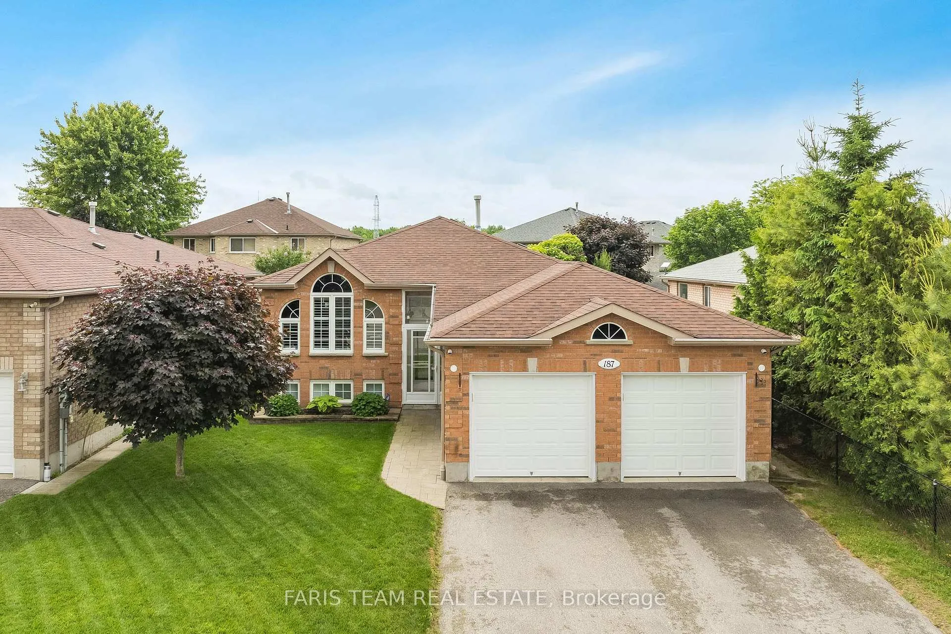 Photo 2 of 187 Sproule Drive, Barrie, Edgehill Drive — HOMEH