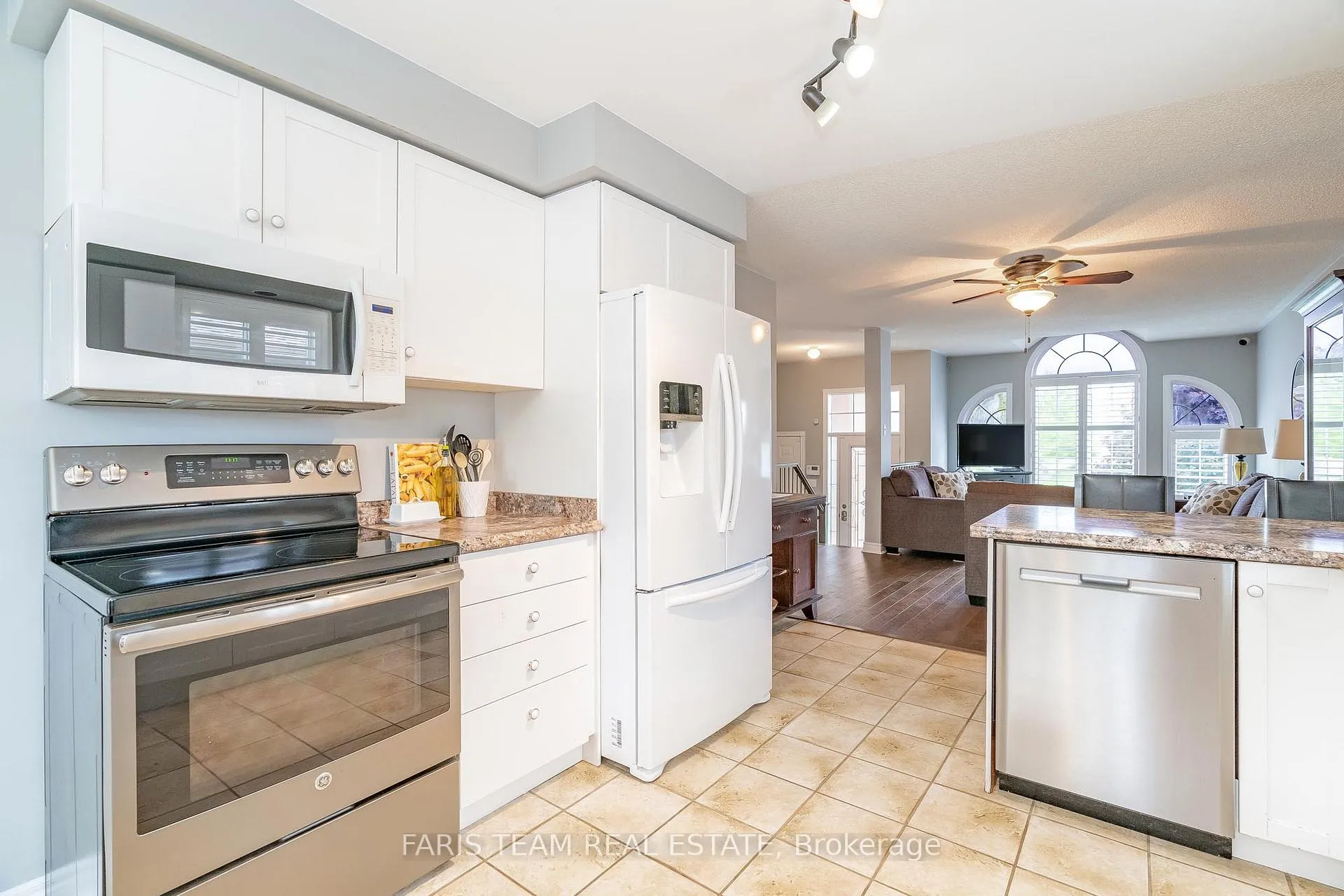 Photo 5 of 187 Sproule Drive, Barrie, Edgehill Drive — HOMEH