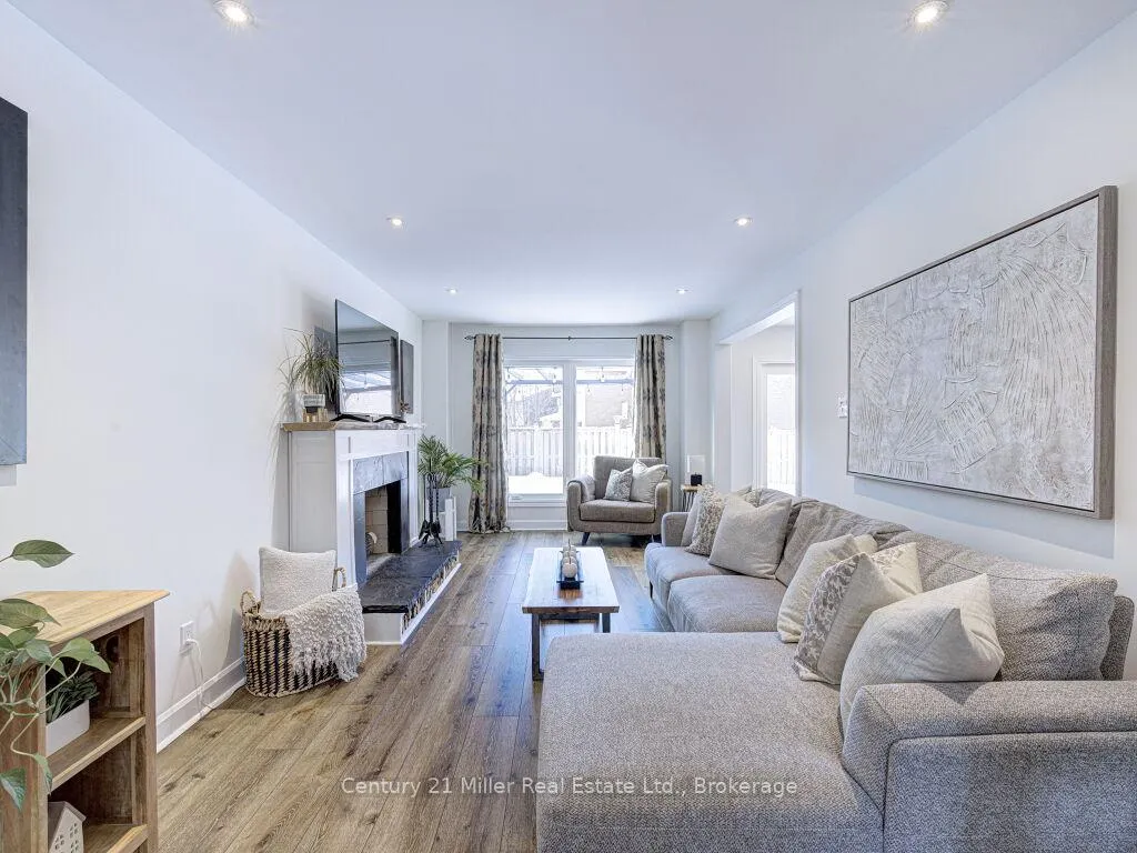 Photo 10 of 1476 Mayors Manor, Oakville, Glen Abbey — HOMEH