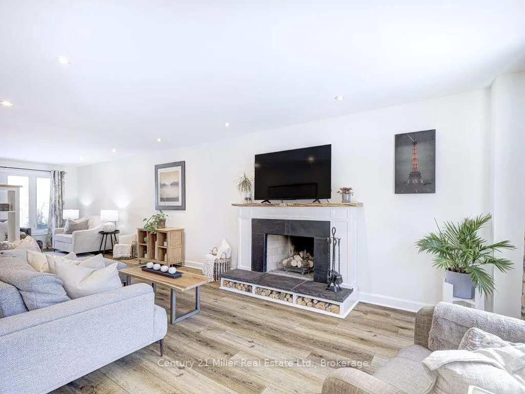 Photo 13 of 1476 Mayors Manor, Oakville, Glen Abbey — HOMEH
