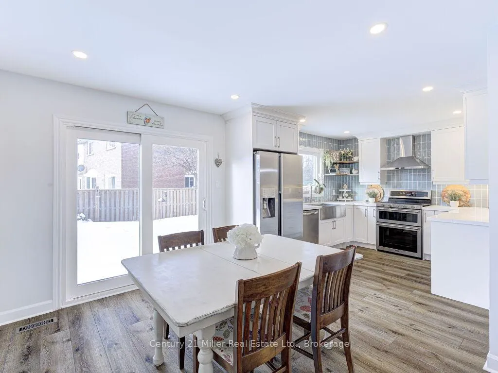 Photo 15 of 1476 Mayors Manor, Oakville, Glen Abbey — HOMEH