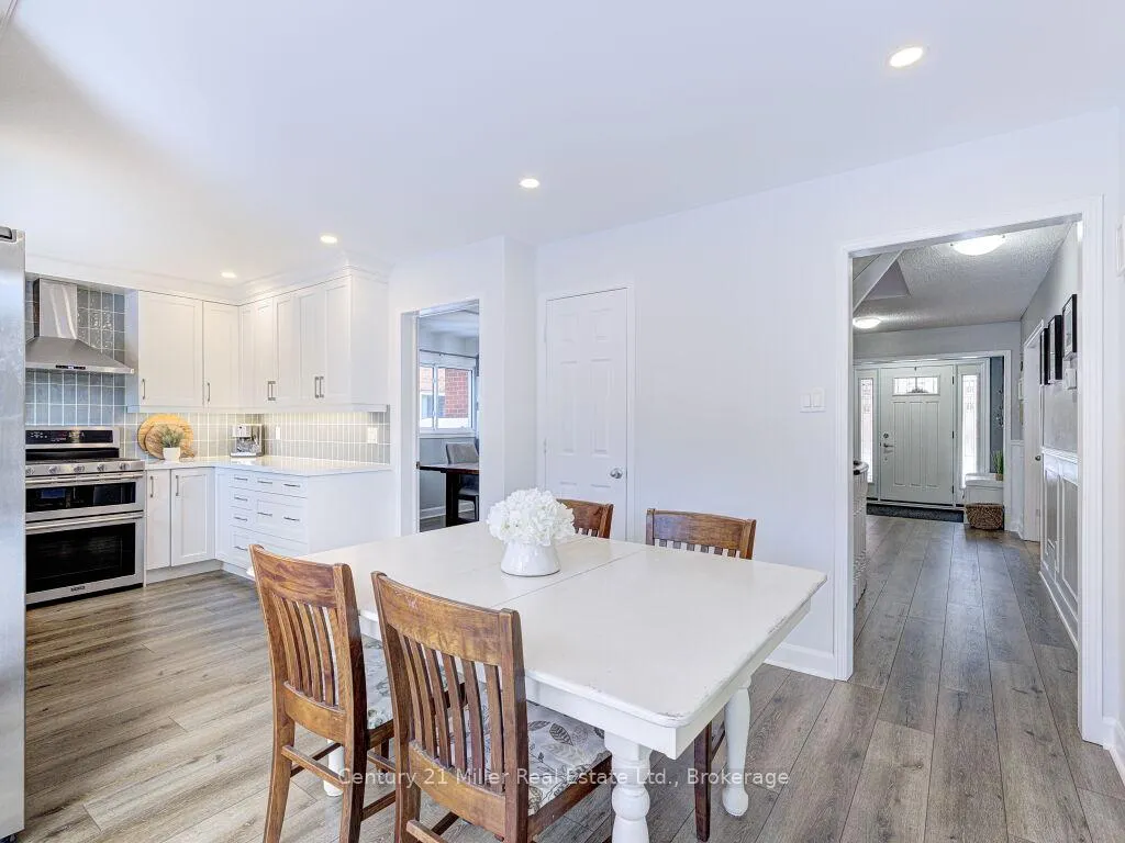 Photo 16 of 1476 Mayors Manor, Oakville, Glen Abbey — HOMEH