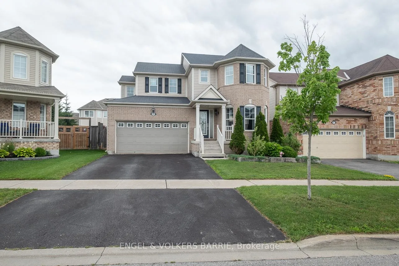 Photo 1 of 29 Ferris Lane, New Tecumseth, Alliston — HOMEH
