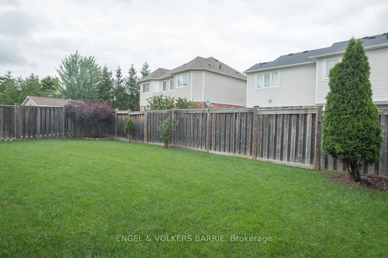 Photo 25 of 29 Ferris Lane, New Tecumseth, Alliston — HOMEH
