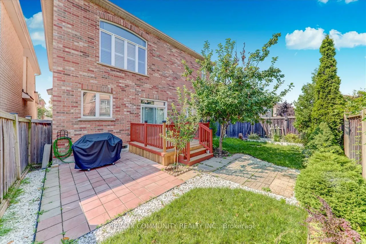 Photo 40 of 65 Mansbridge Crescent, Ajax, Northeast Ajax — HOMEH
