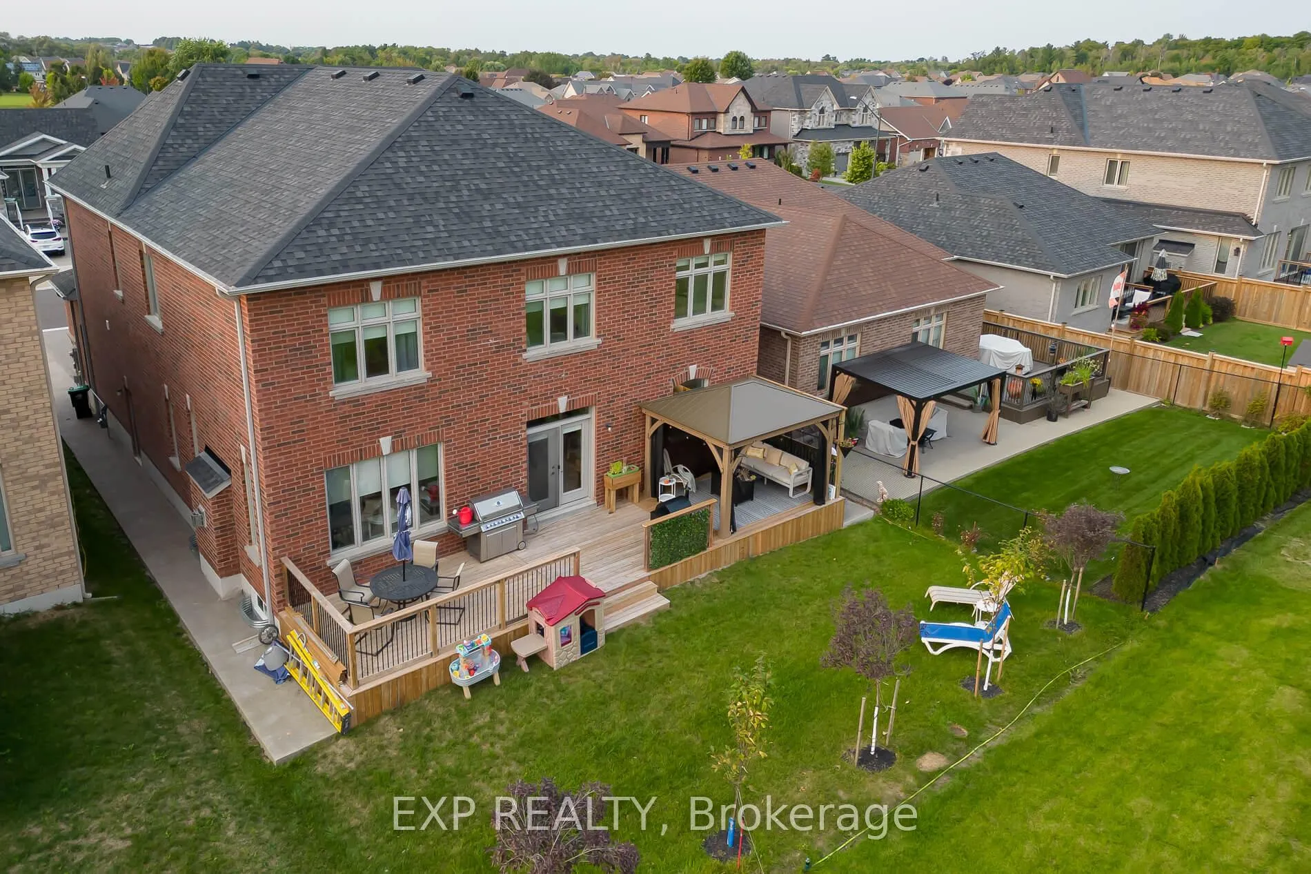 Photo 38 of 1644 Rizzardo Crescent, Innisfil, Alcona — HOMEH