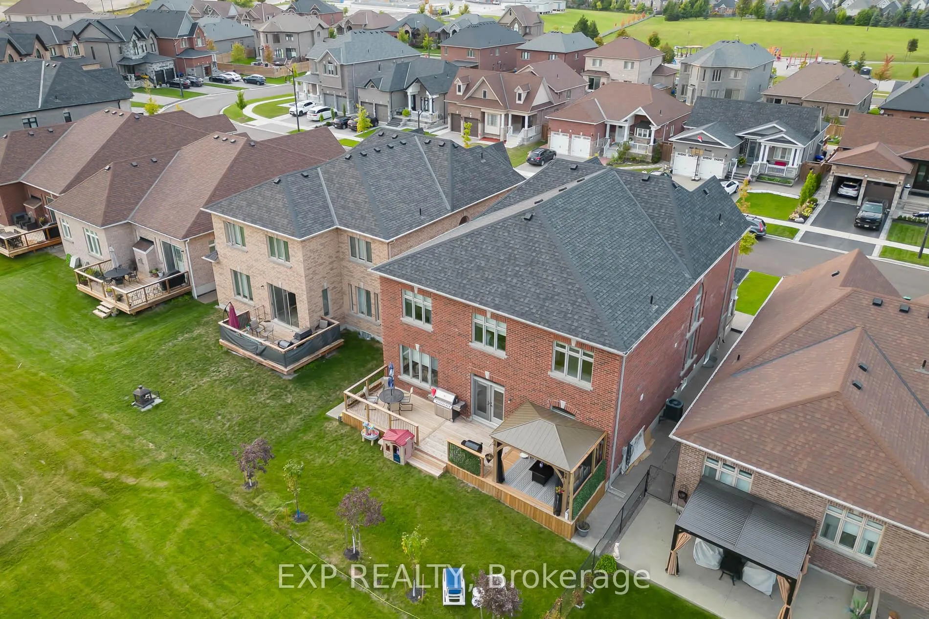 Photo 39 of 1644 Rizzardo Crescent, Innisfil, Alcona — HOMEH