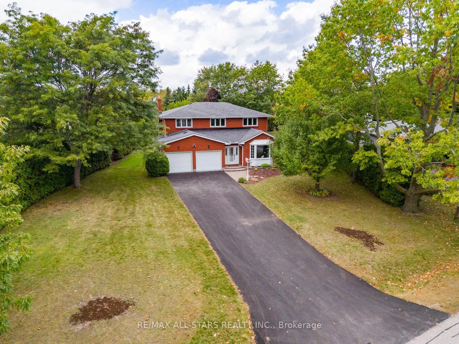 Photo 3 of 5 Edinborough Avenue, Scugog, Port Perry — HOMEH