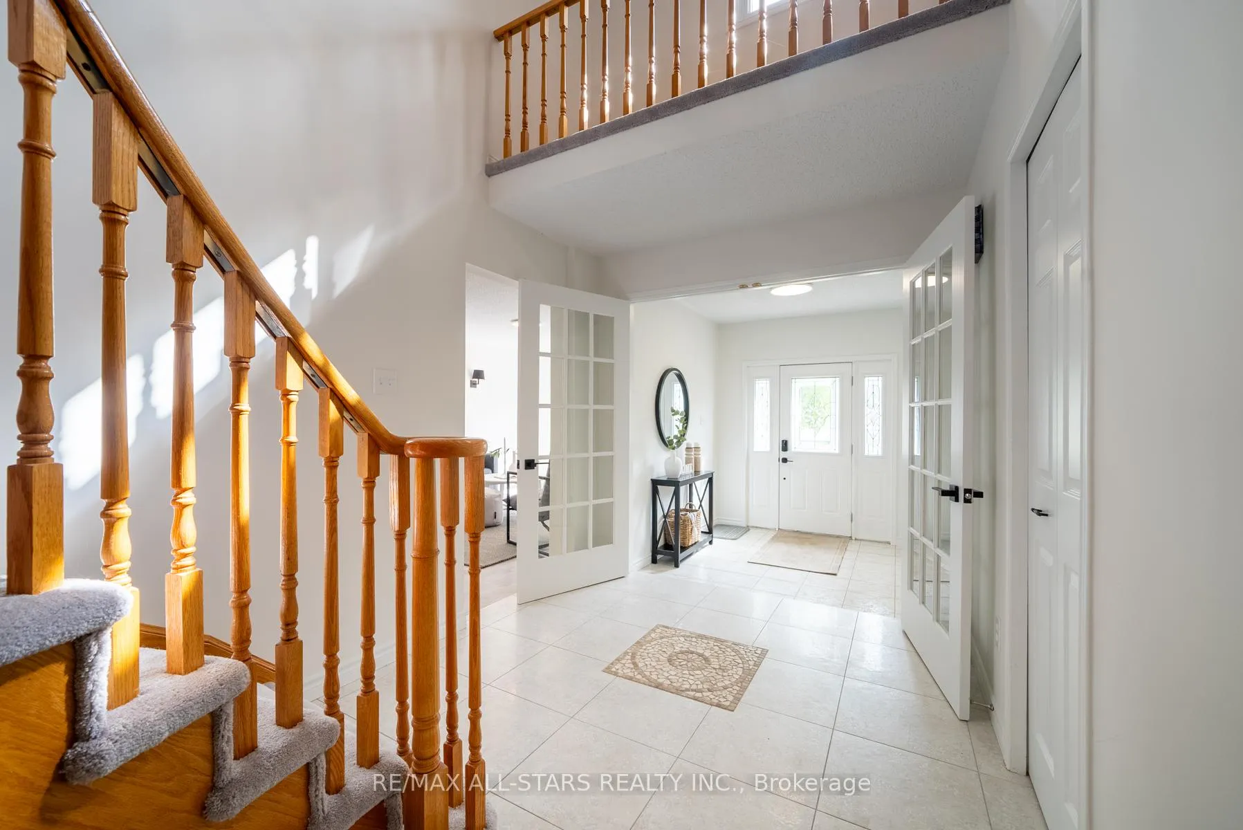Photo 4 of 5 Edinborough Avenue, Scugog, Port Perry — HOMEH