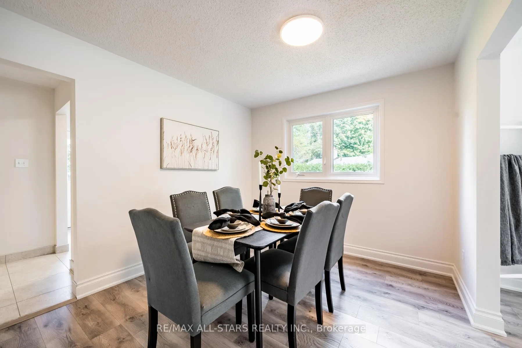 Photo 10 of 5 Edinborough Avenue, Scugog, Port Perry — HOMEH