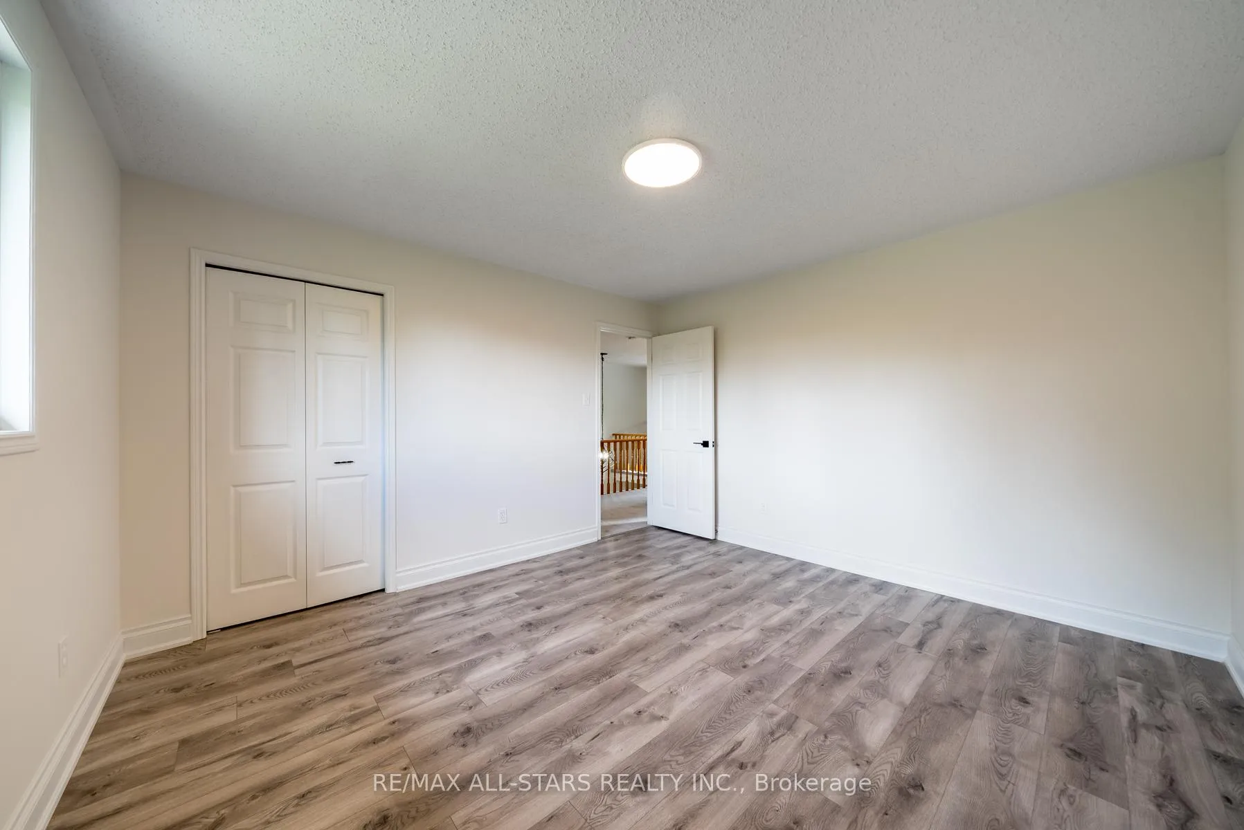 Photo 22 of 5 Edinborough Avenue, Scugog, Port Perry — HOMEH