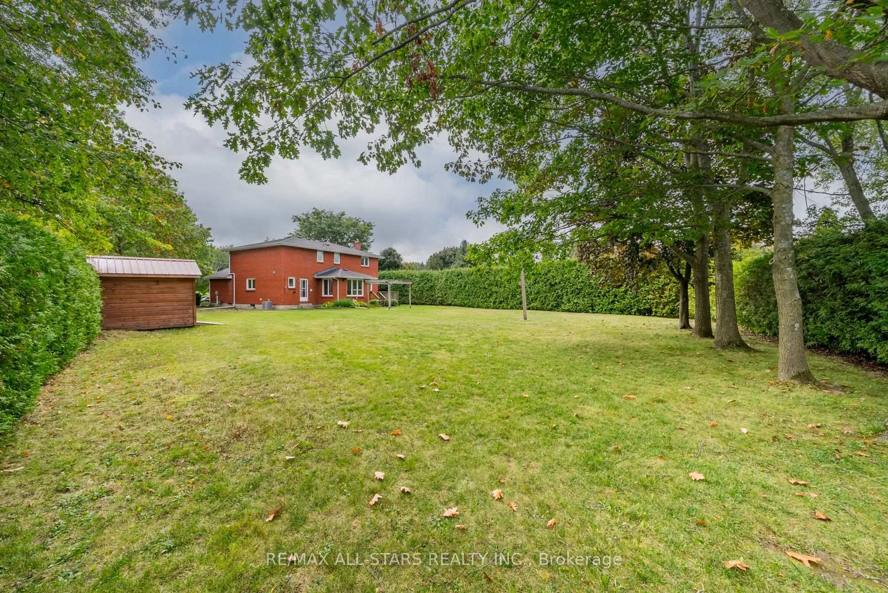 Photo 32 of 5 Edinborough Avenue, Scugog, Port Perry — HOMEH