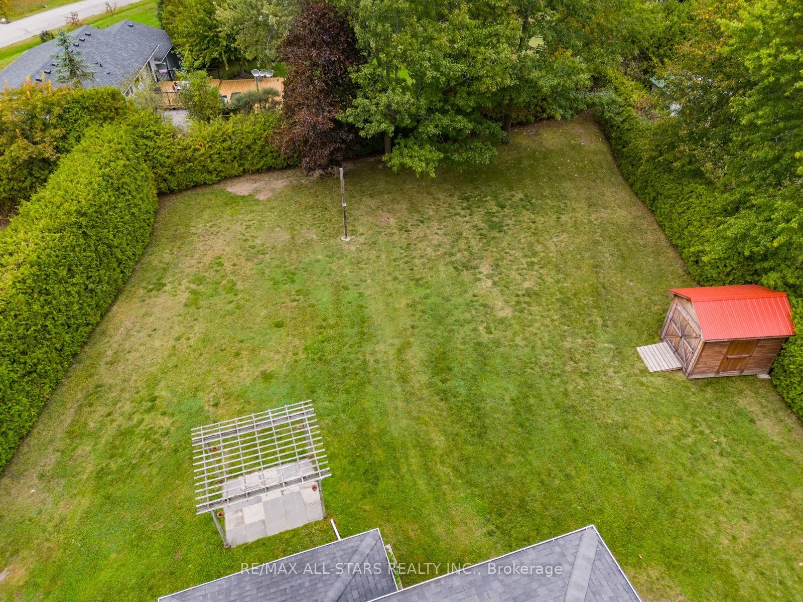 Photo 34 of 5 Edinborough Avenue, Scugog, Port Perry — HOMEH