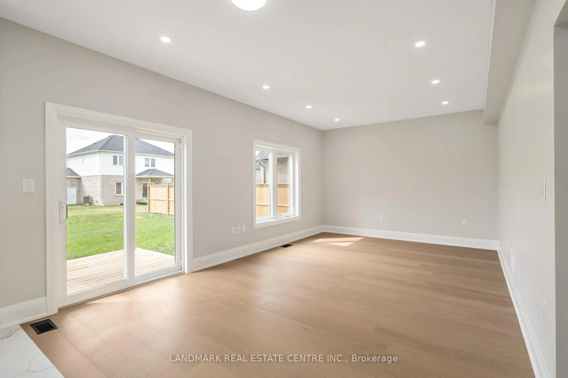 Photo 21 of 9 Bounty Avenue, Thorold, Rolling Meadows — HOMEH