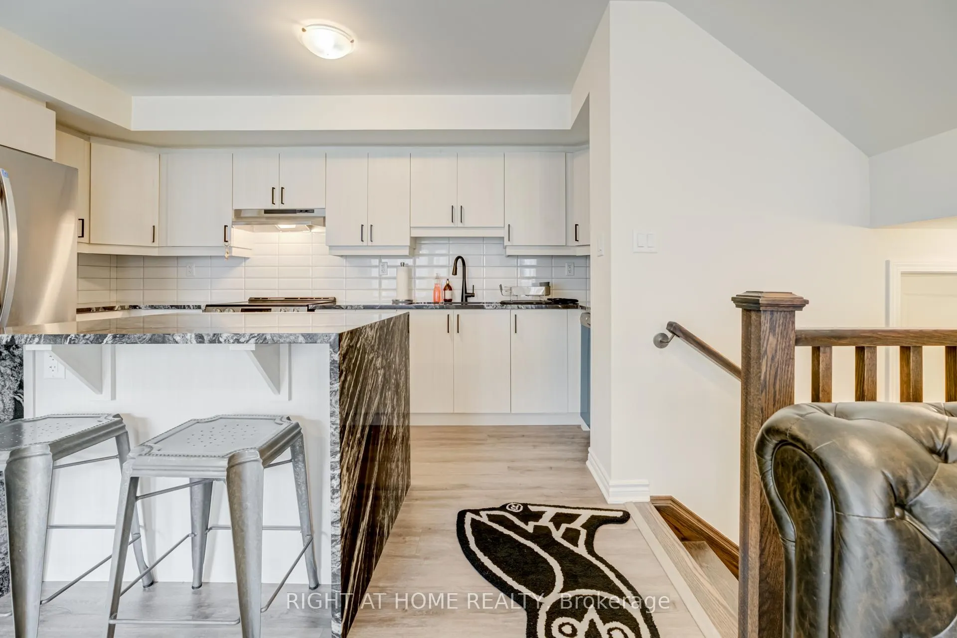 Photo 11 of 3353 Thunderbird Promenade, Pickering, Rural Pickering — HOMEH