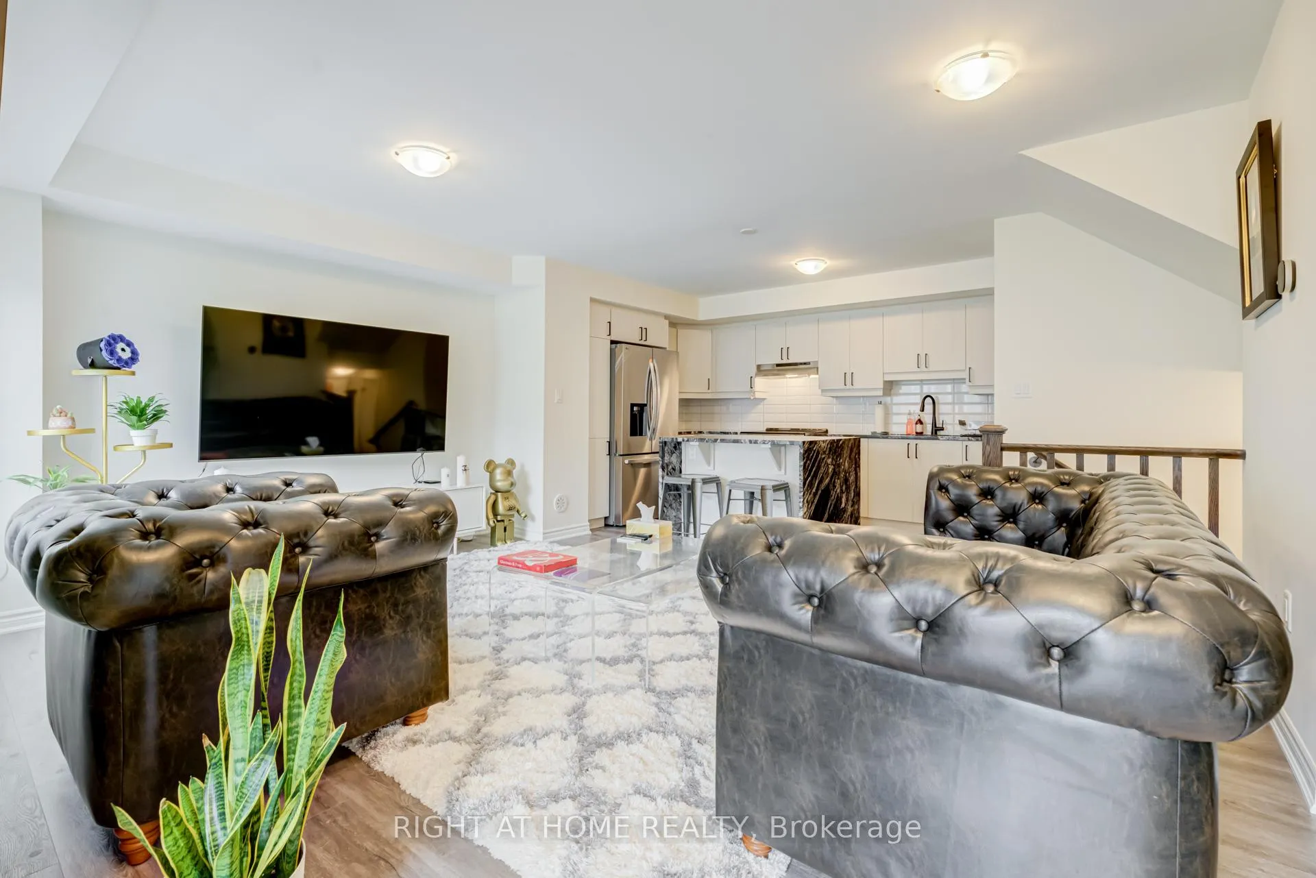 Photo 13 of 3353 Thunderbird Promenade, Pickering, Rural Pickering — HOMEH