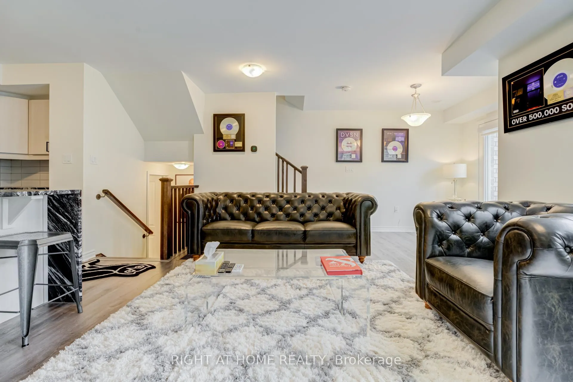Photo 14 of 3353 Thunderbird Promenade, Pickering, Rural Pickering — HOMEH