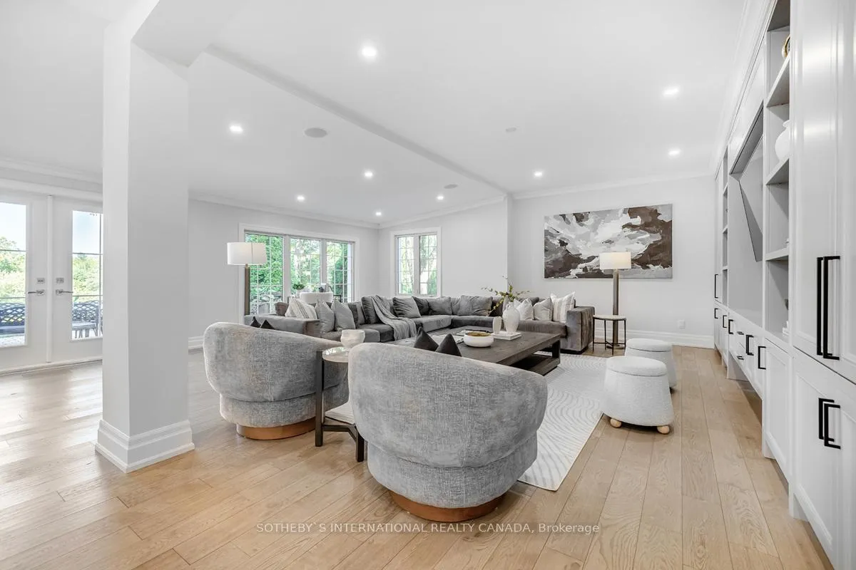 Photo 8 of 4 Steeplechase Avenue, Aurora, Aurora Estates — HOMEH