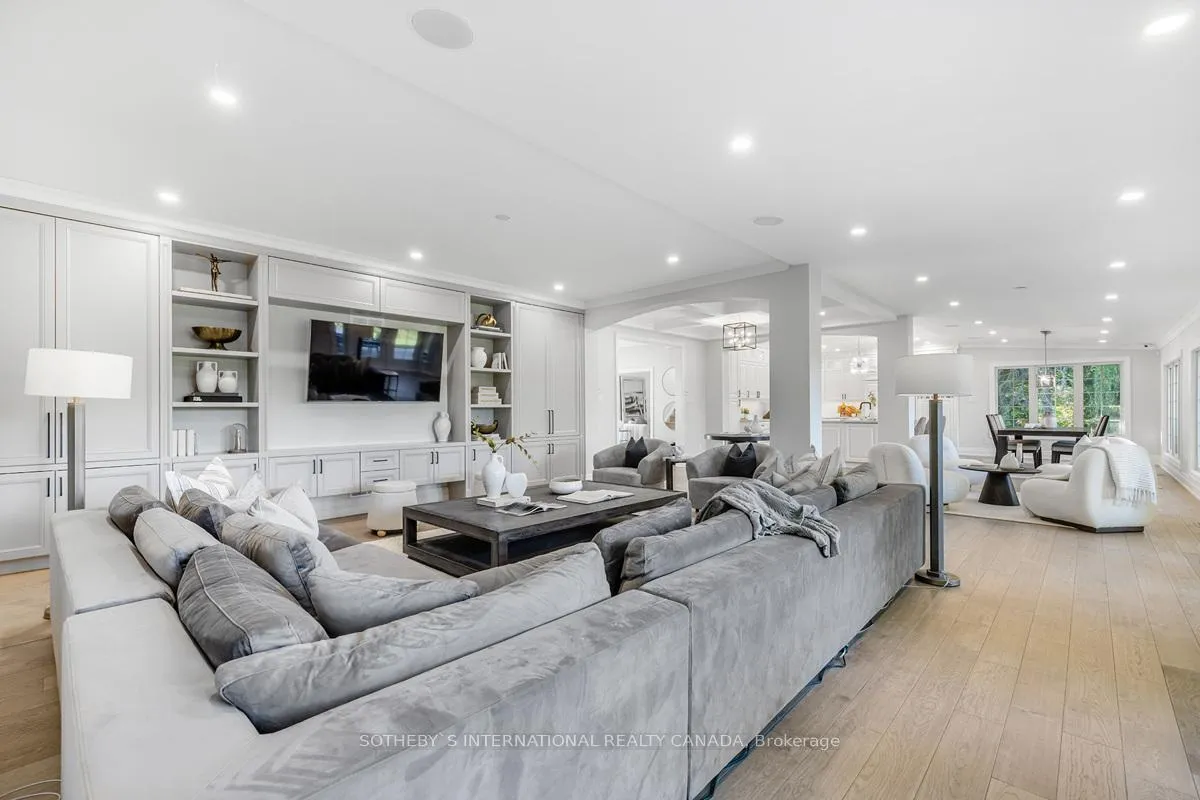 Photo 10 of 4 Steeplechase Avenue, Aurora, Aurora Estates — HOMEH