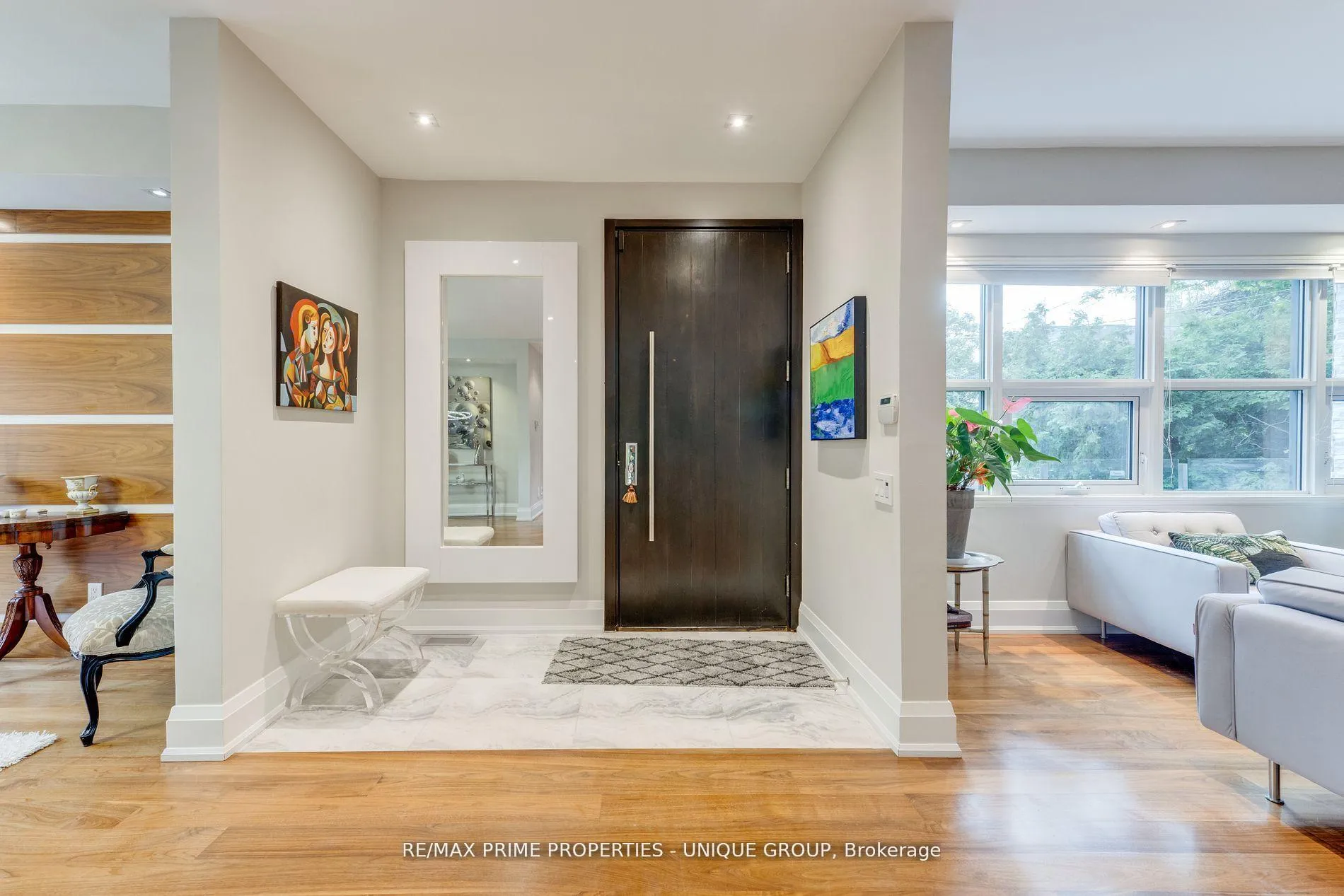 Photo 2 of 326 Joicey Boulevard, Toronto, Bedford Park-Nortown — HOMEH