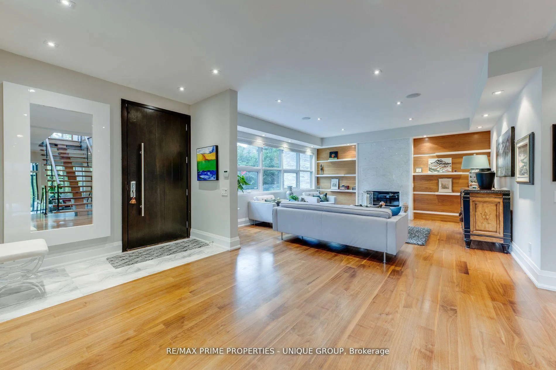 Photo 4 of 326 Joicey Boulevard, Toronto, Bedford Park-Nortown — HOMEH