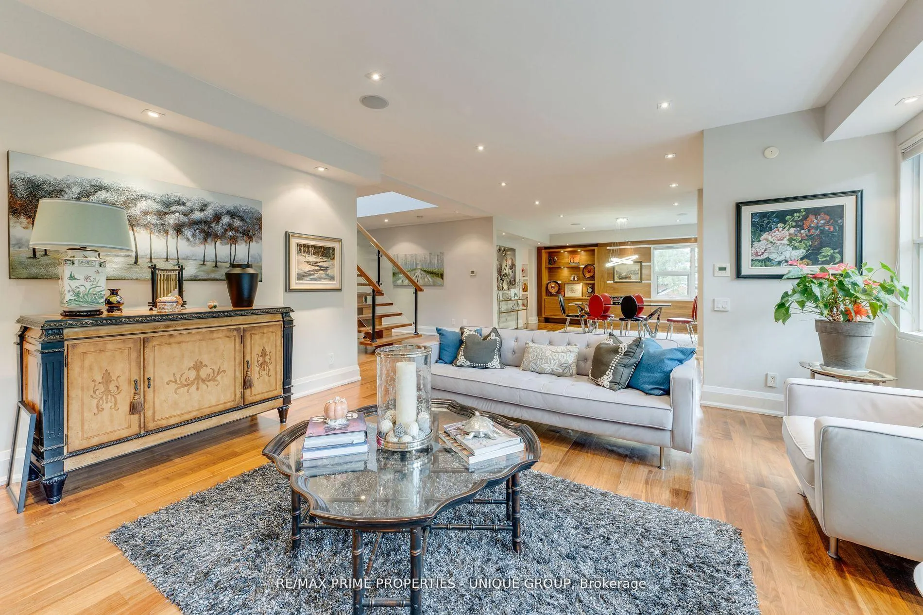 Photo 7 of 326 Joicey Boulevard, Toronto, Bedford Park-Nortown — HOMEH