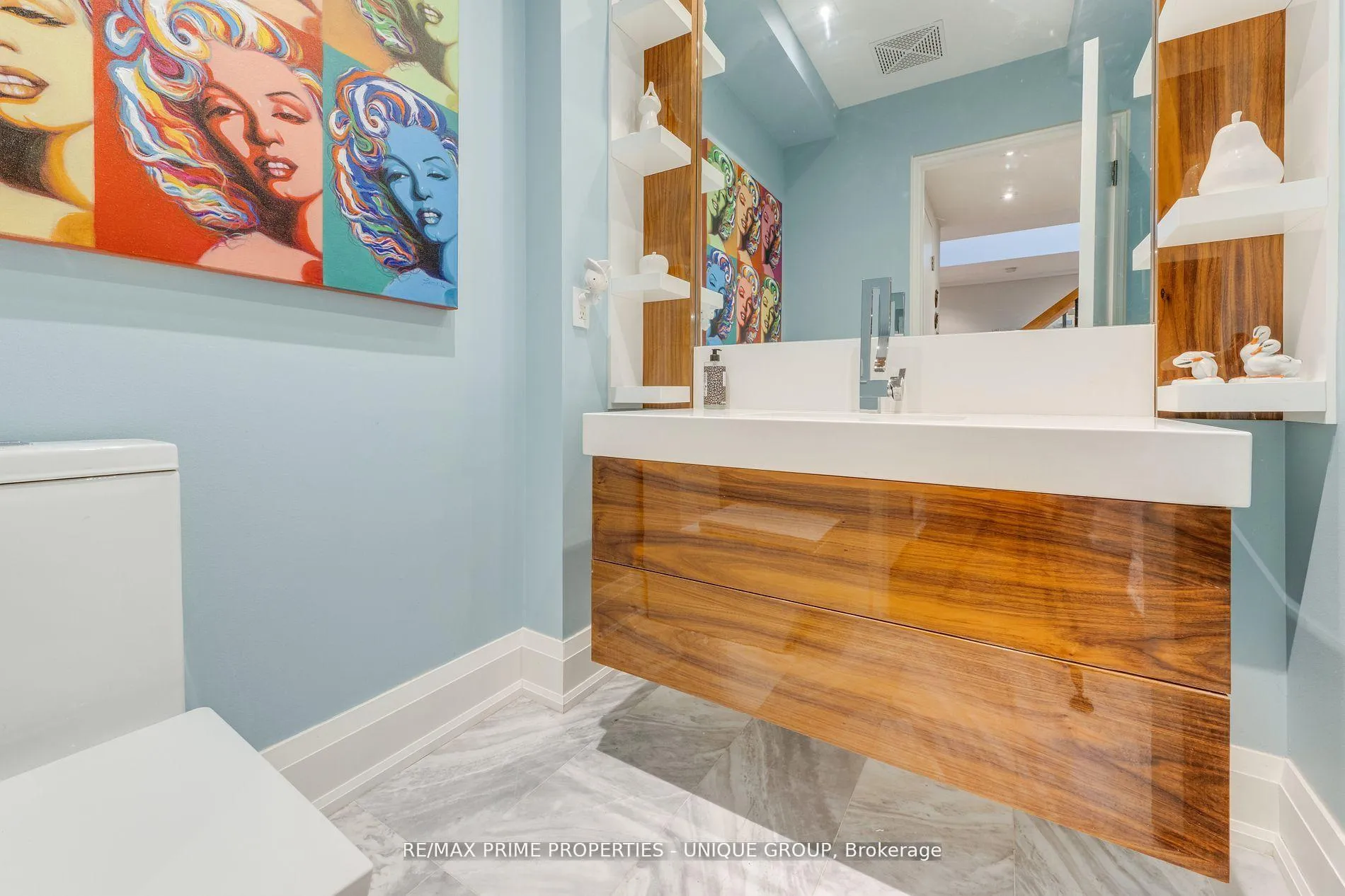 Photo 11 of 326 Joicey Boulevard, Toronto, Bedford Park-Nortown — HOMEH
