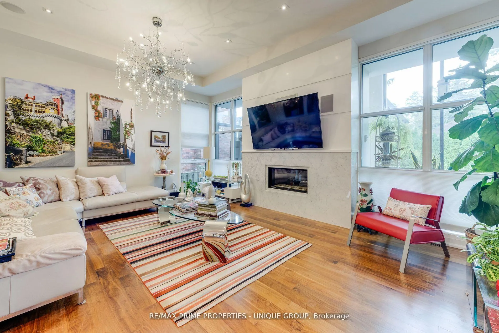Photo 12 of 326 Joicey Boulevard, Toronto, Bedford Park-Nortown — HOMEH
