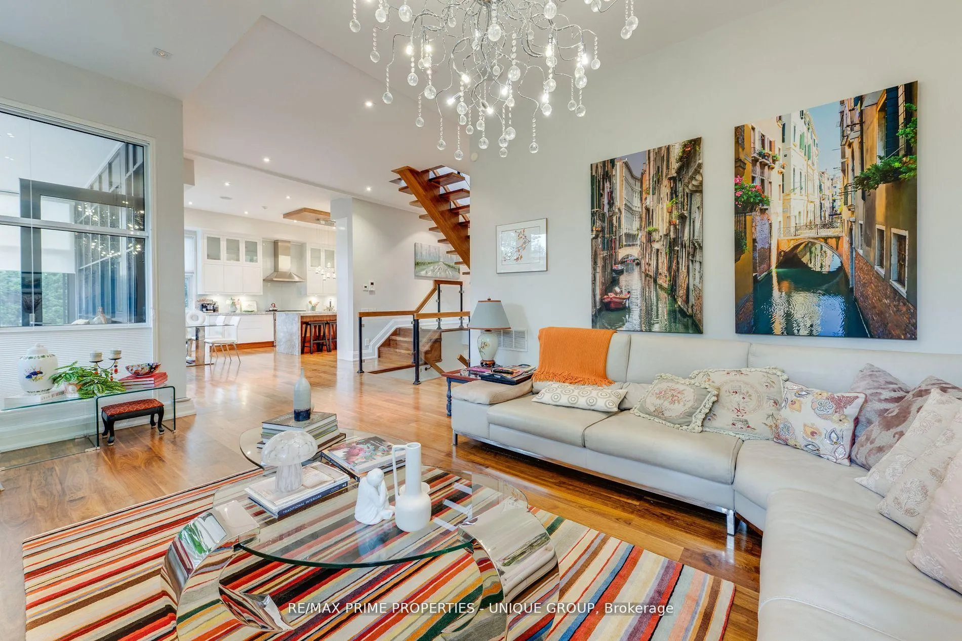 Photo 14 of 326 Joicey Boulevard, Toronto, Bedford Park-Nortown — HOMEH