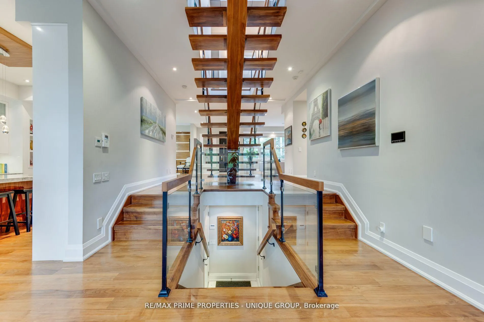 Photo 18 of 326 Joicey Boulevard, Toronto, Bedford Park-Nortown — HOMEH