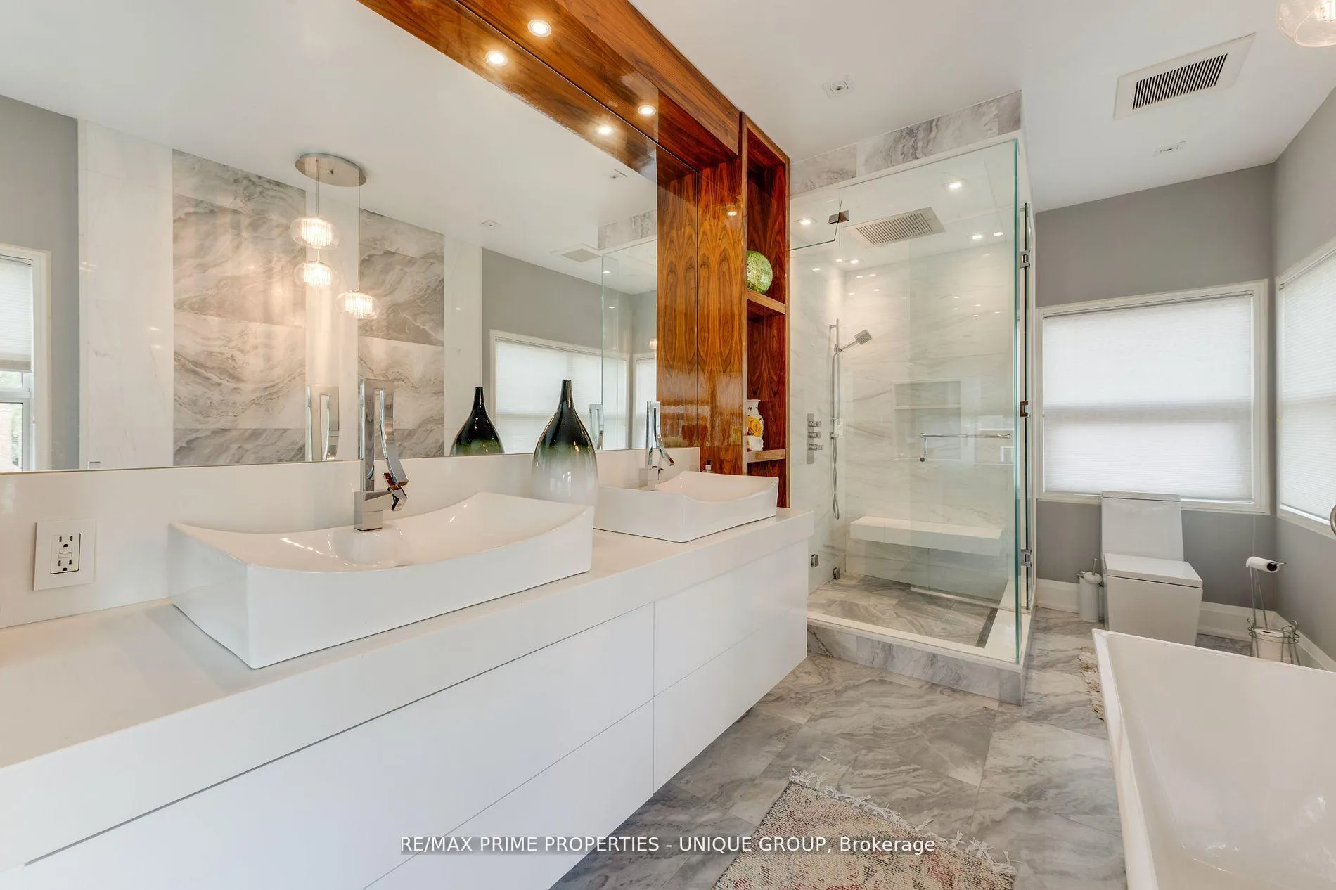 Photo 30 of 326 Joicey Boulevard, Toronto, Bedford Park-Nortown — HOMEH