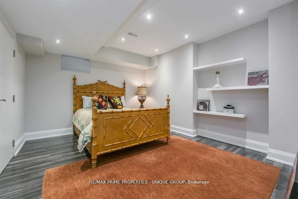 Photo 40 of 326 Joicey Boulevard, Toronto, Bedford Park-Nortown — HOMEH