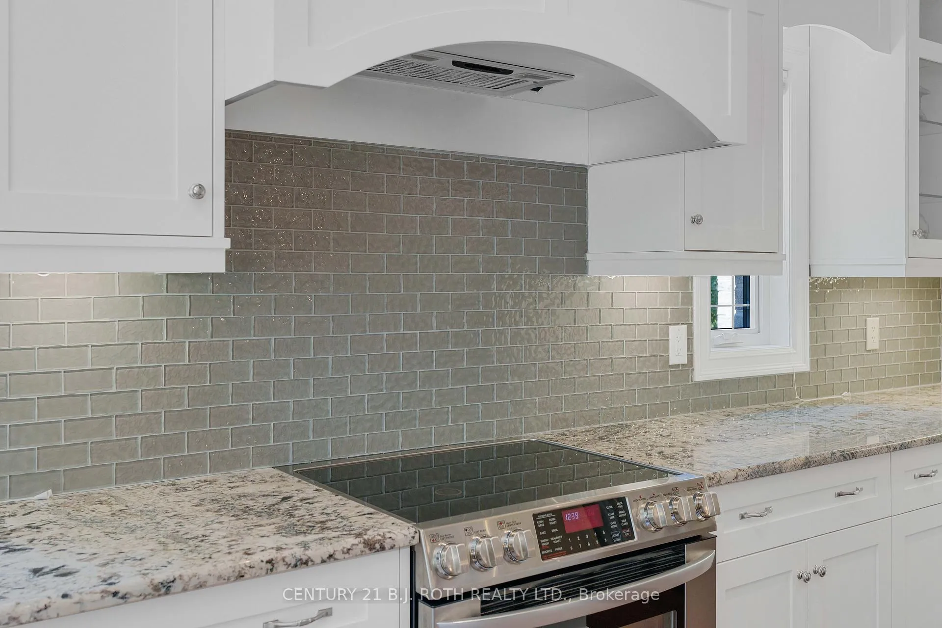 Photo 11 of 110 Mennill Drive, Springwater, Snow Valley — HOMEH