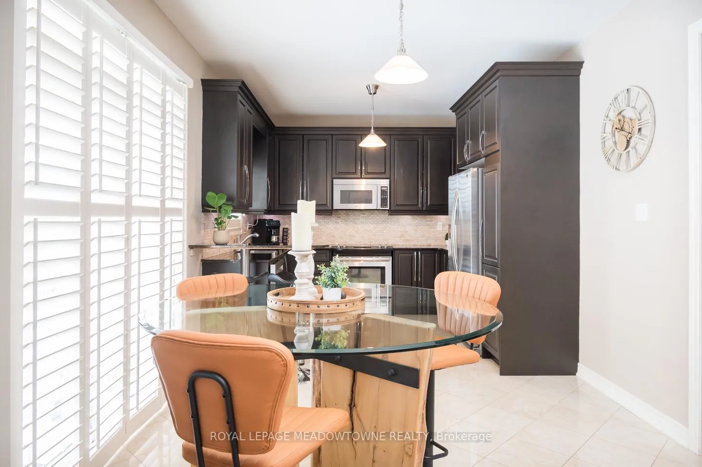 Photo 13 of 318 Malboeuf Court, Milton, Scott — HOMEH