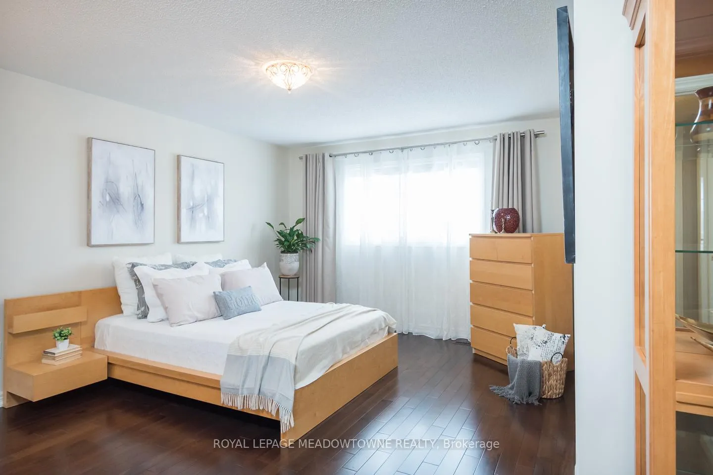 Photo 30 of 318 Malboeuf Court, Milton, Scott — HOMEH