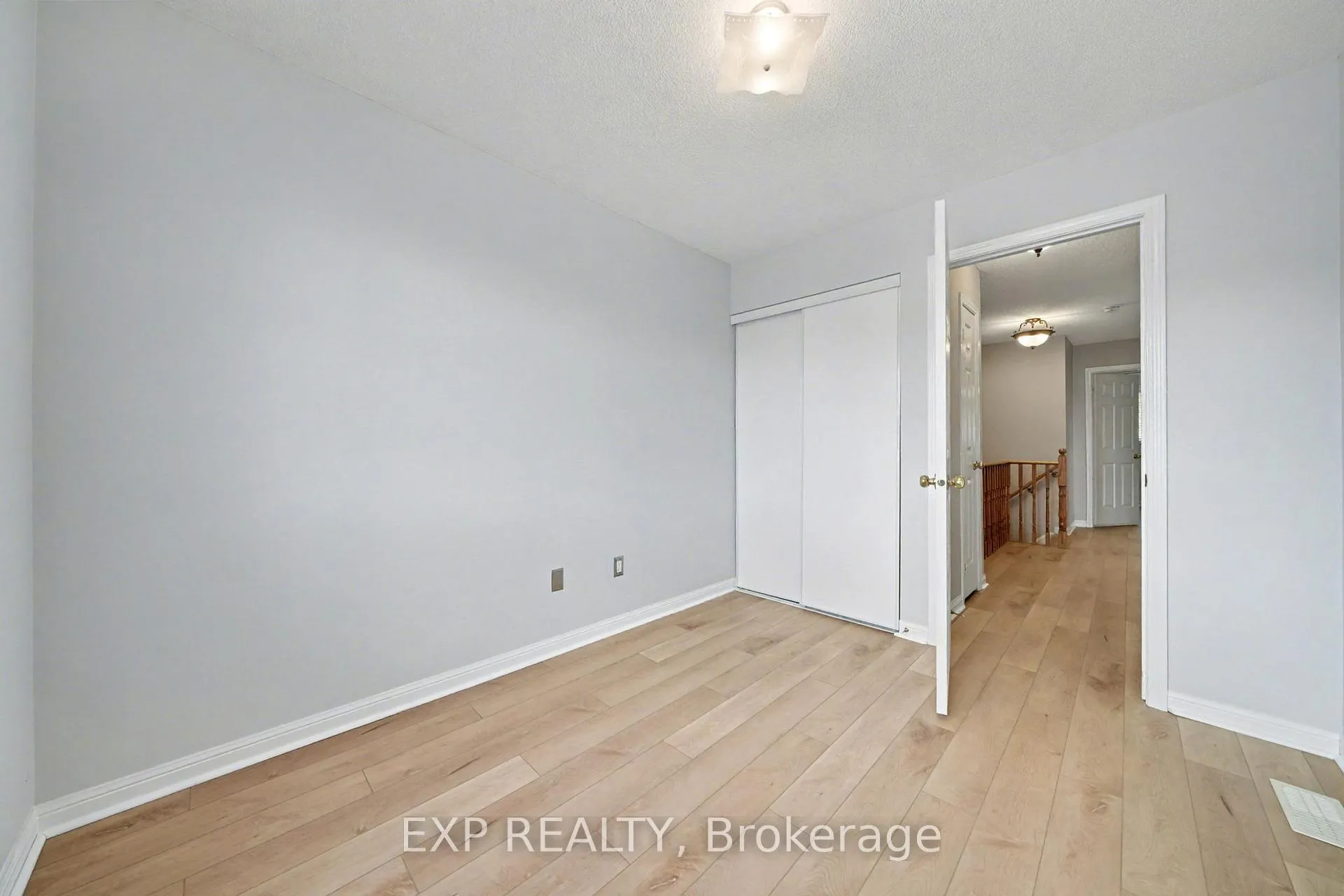 Photo 18 of 56 Hawthorne Crescent, Barrie, Ardagh — HOMEH