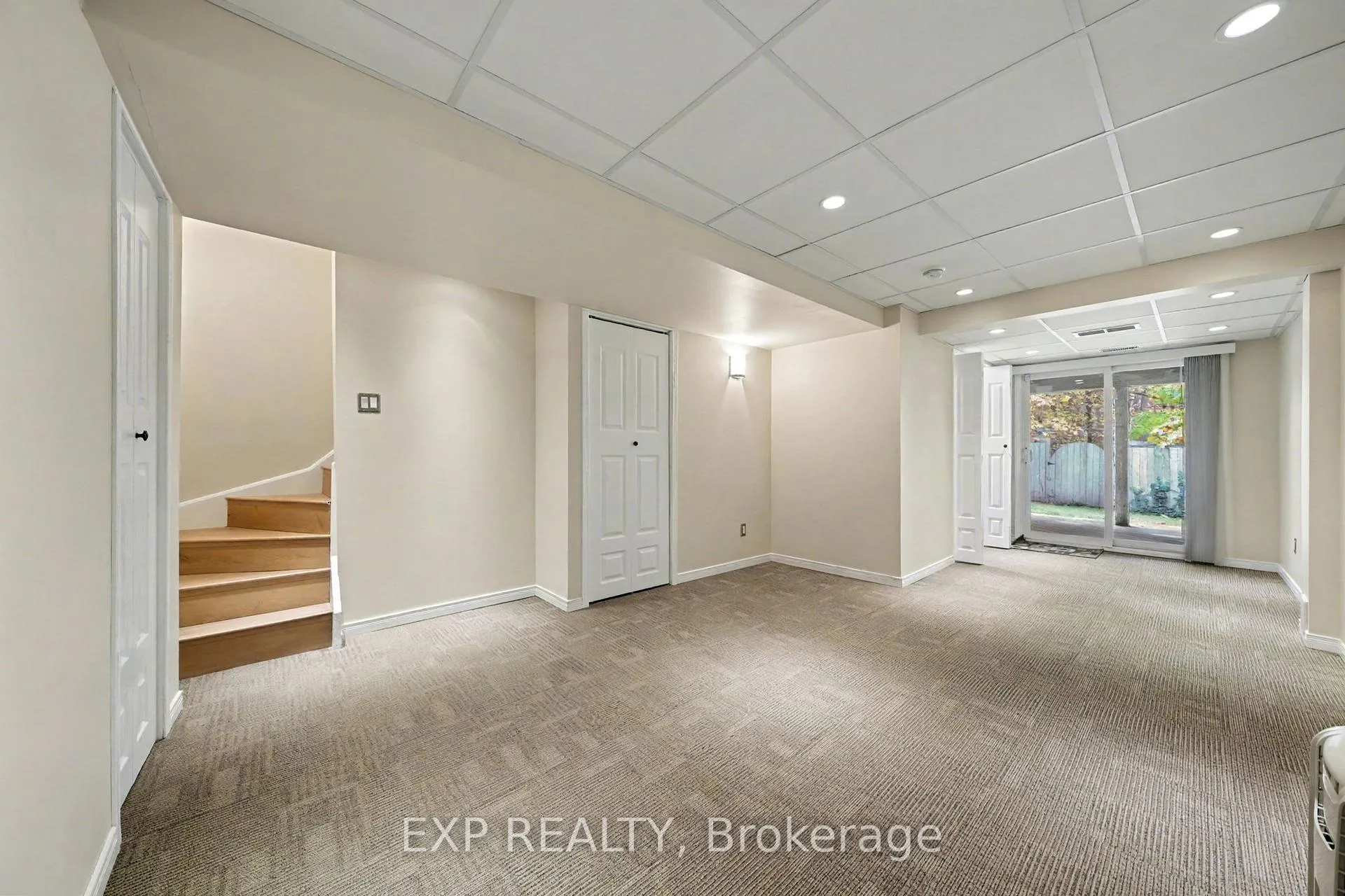 Photo 26 of 56 Hawthorne Crescent, Barrie, Ardagh — HOMEH
