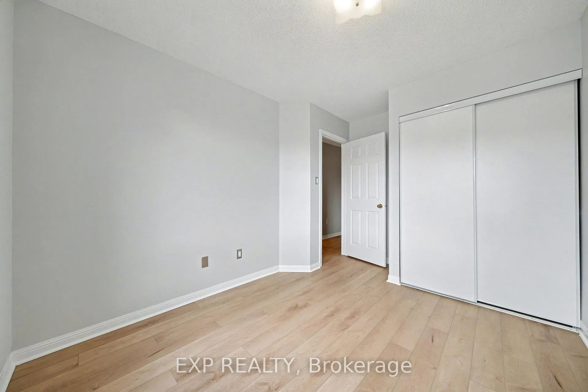 Photo 28 of 56 Hawthorne Crescent, Barrie, Ardagh — HOMEH
