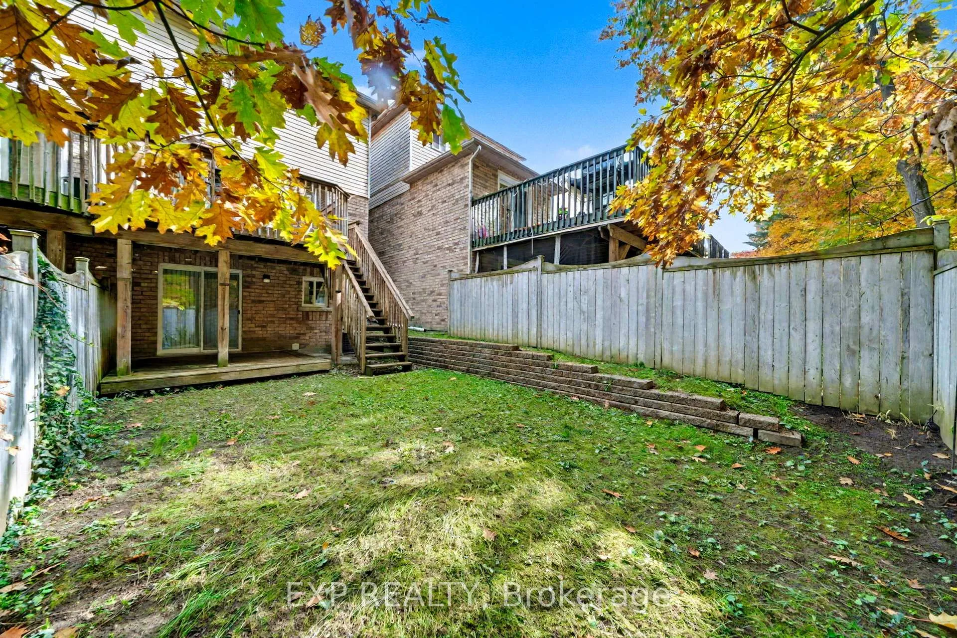 Photo 32 of 56 Hawthorne Crescent, Barrie, Ardagh — HOMEH