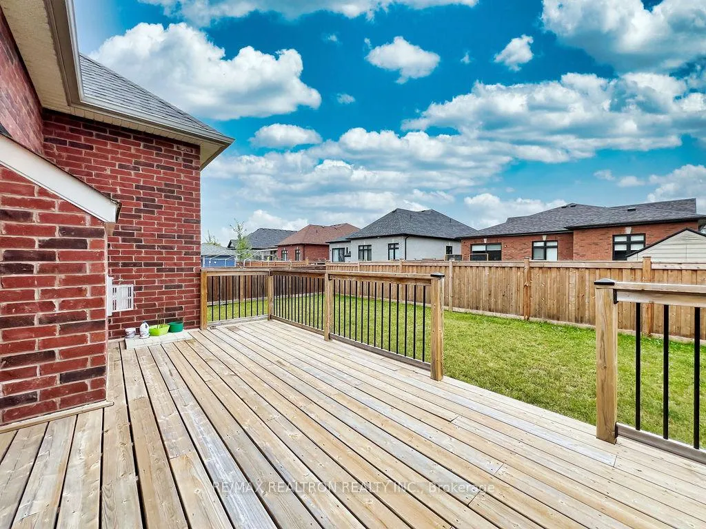 Photo 37 of 1137 Quarry Drive, Innisfil, Alcona — HOMEH