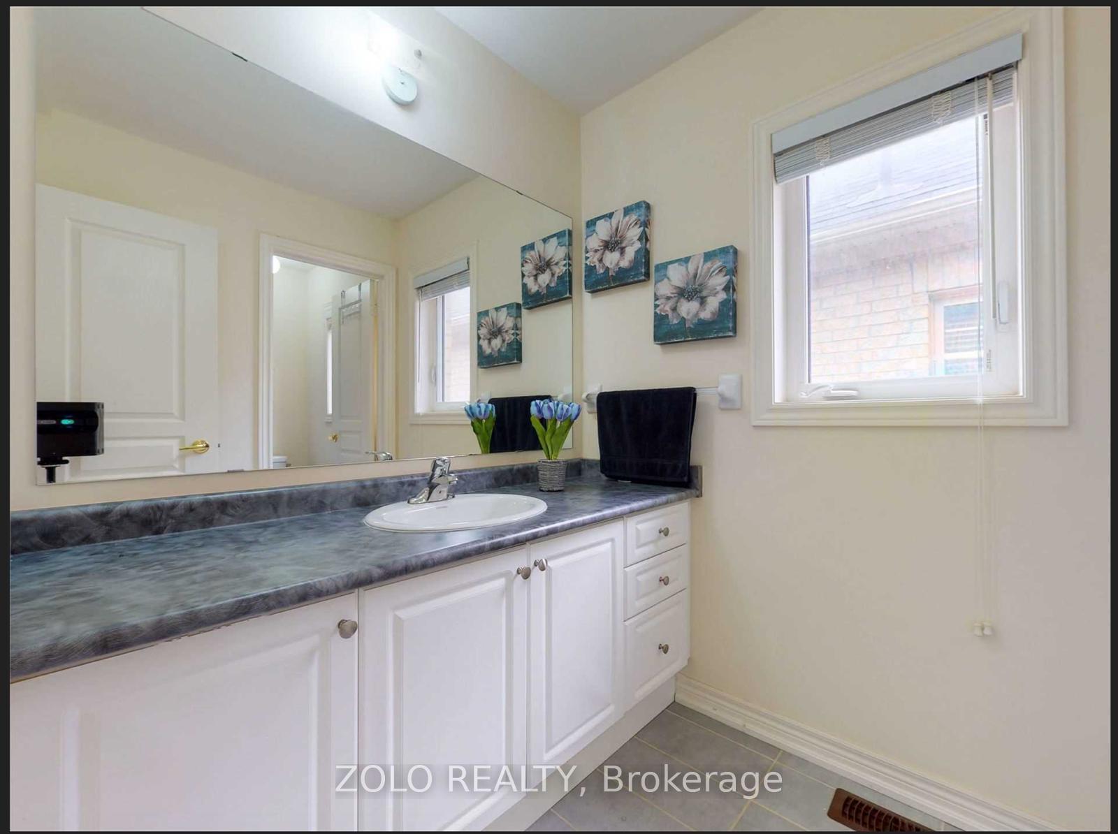 Photo 12 of 107 Thornbush Boulevard, Brampton, Northwest Brampton — HOMEH