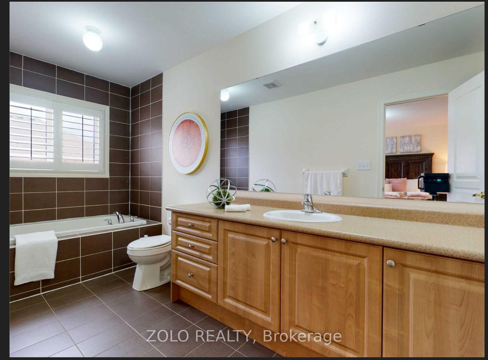 Photo 15 of 107 Thornbush Boulevard, Brampton, Northwest Brampton — HOMEH