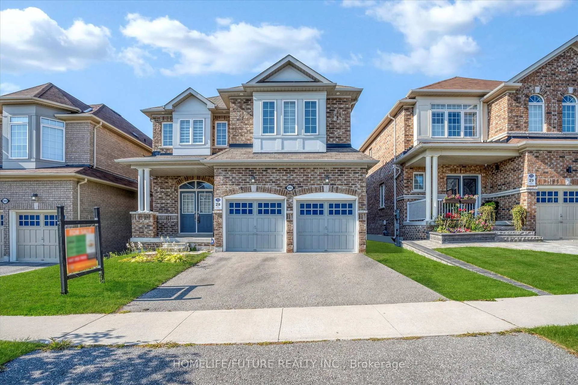 Photo 1 of 995 Wrenwood Drive, Oshawa, Taunton — HOMEH