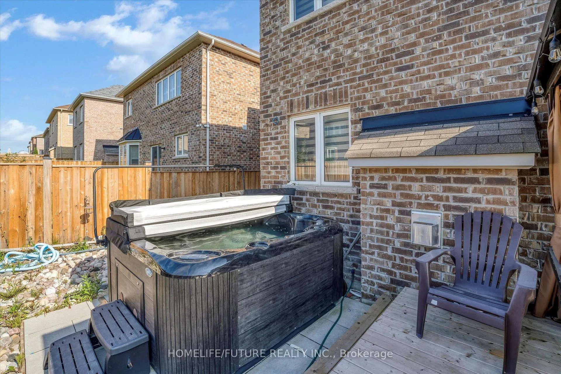 Photo 9 of 995 Wrenwood Drive, Oshawa, Taunton — HOMEH