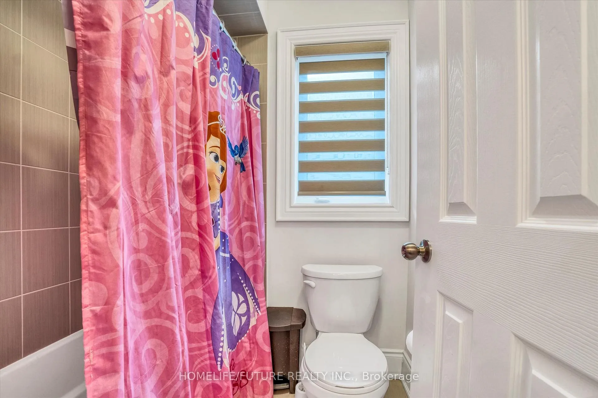 Photo 37 of 995 Wrenwood Drive, Oshawa, Taunton — HOMEH