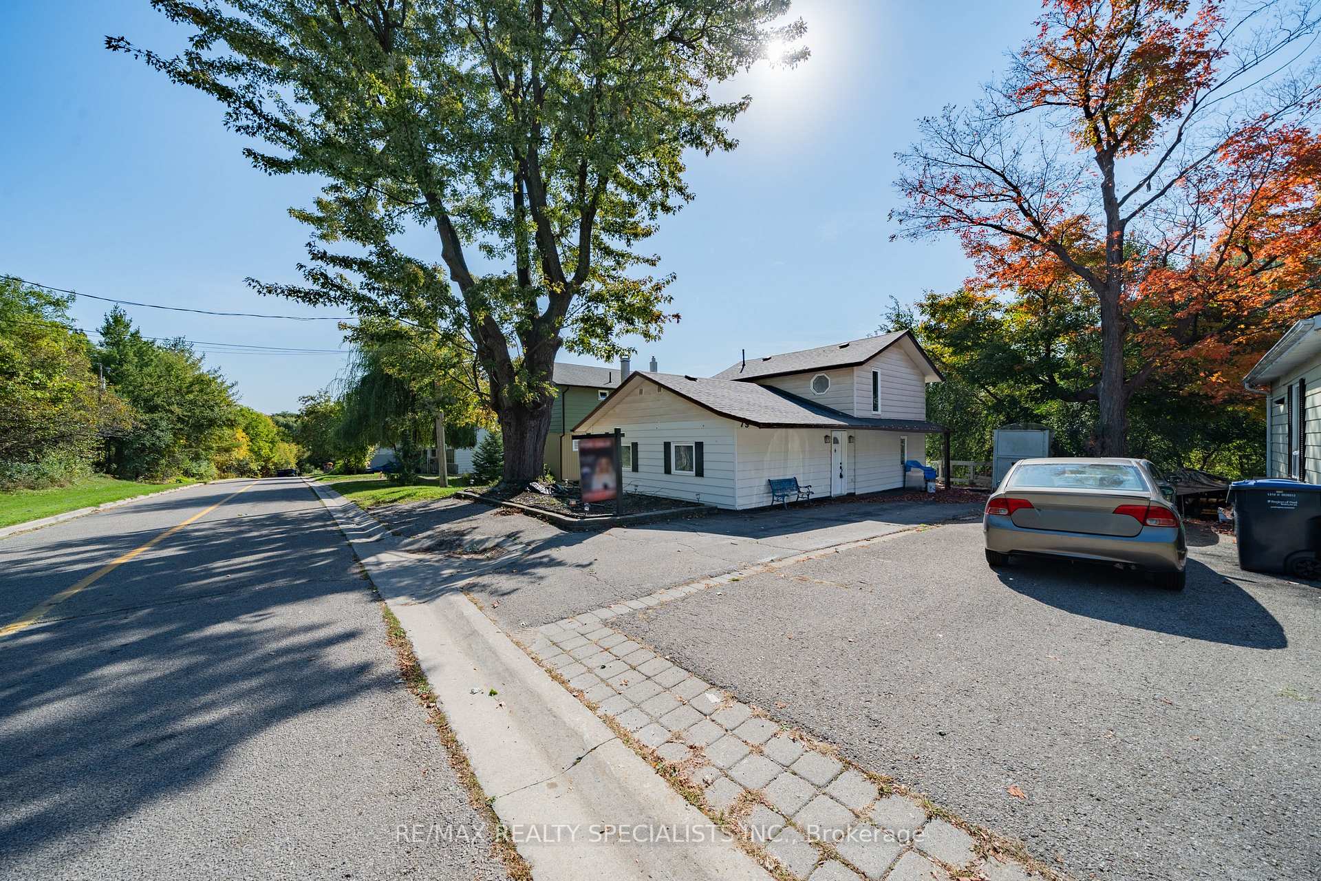 Photo 3 of 79 River Road, Brampton, Huttonville — HOMEH