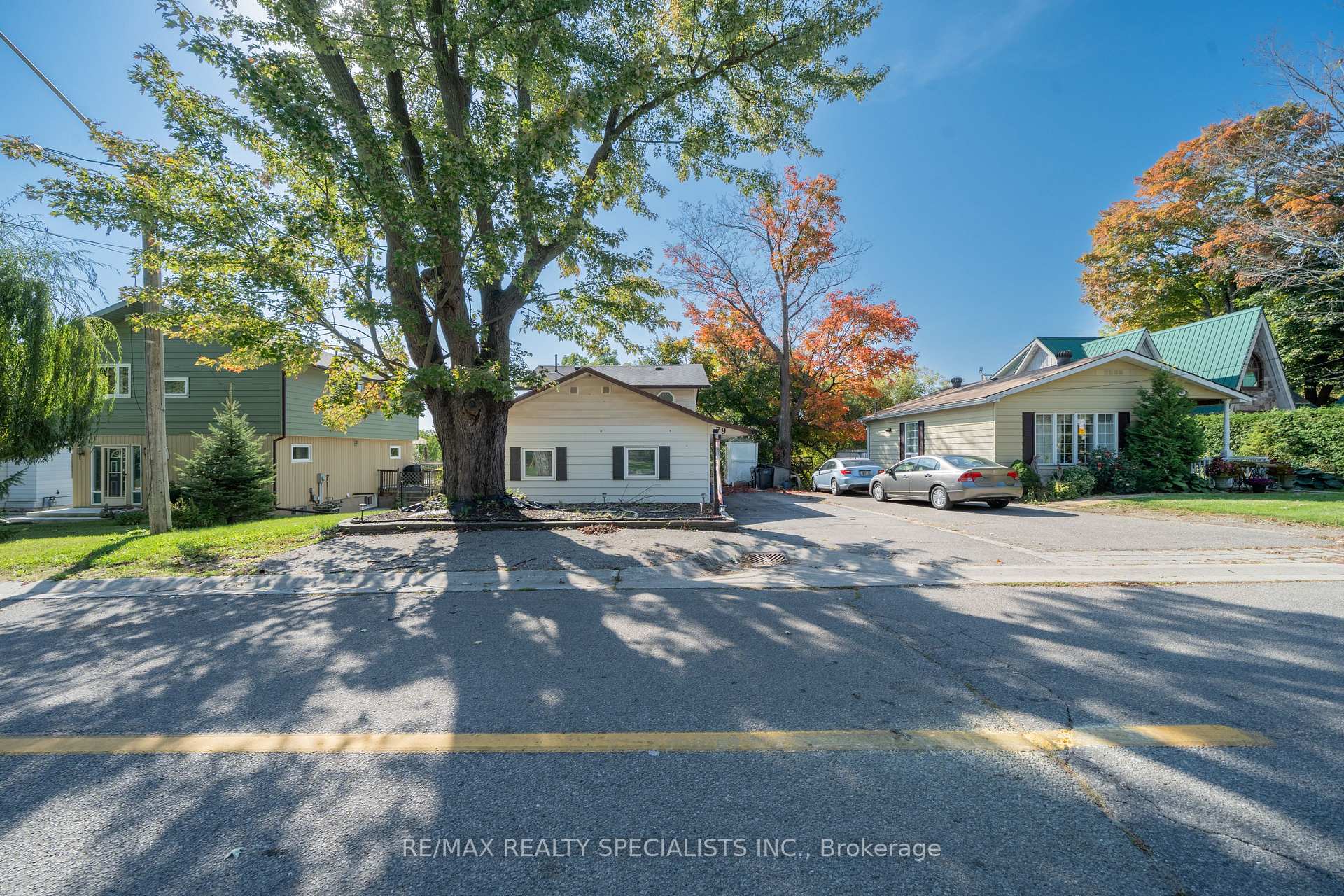 Photo 5 of 79 River Road, Brampton, Huttonville — HOMEH