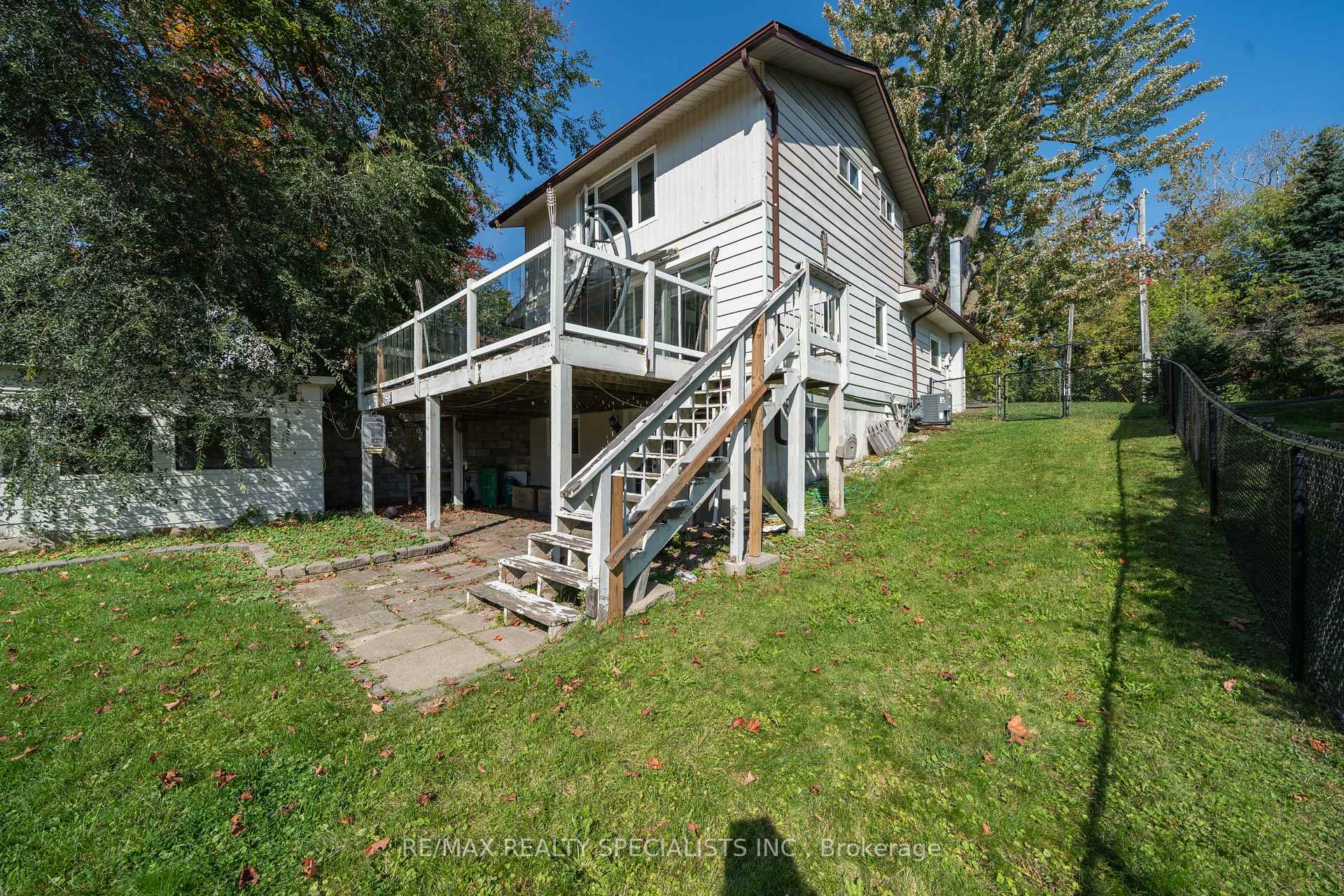 Photo 13 of 79 River Road, Brampton, Huttonville — HOMEH